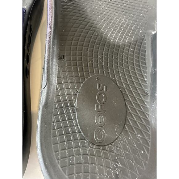 Oofos Oolala Luxe Recovery Sandal Comfort Multi-Colored Ombre Women's Size 11 - Picture 10 of 16